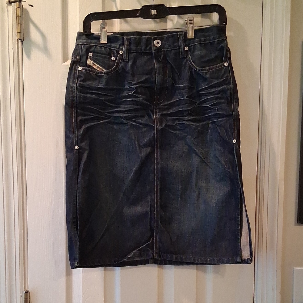 Stylish Denim Pencil Skirt